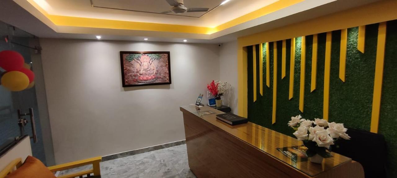 Yellow Leaf ริชิเคช ภายนอก รูปภาพ